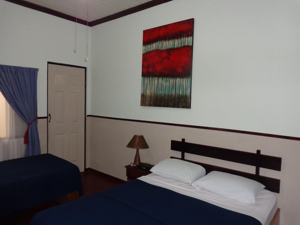 Hotel Santamaria Airport North / Alajuela Downtown Exterior foto